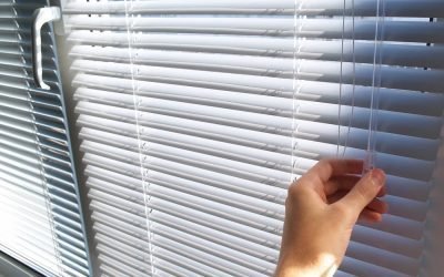 Persianas de aluminio vs. PVC. ¿Cuál escoger?